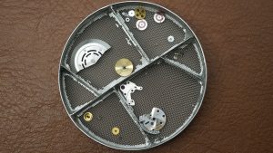 自動巻き時計 ムーブメント 分解